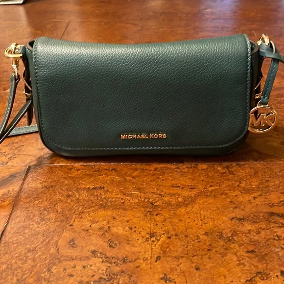 Forest green crossbody bag hot sale